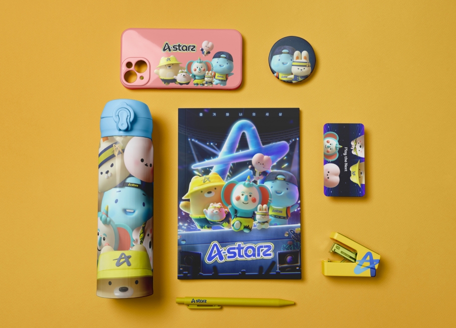 A STARZ VISUAL BRANDING