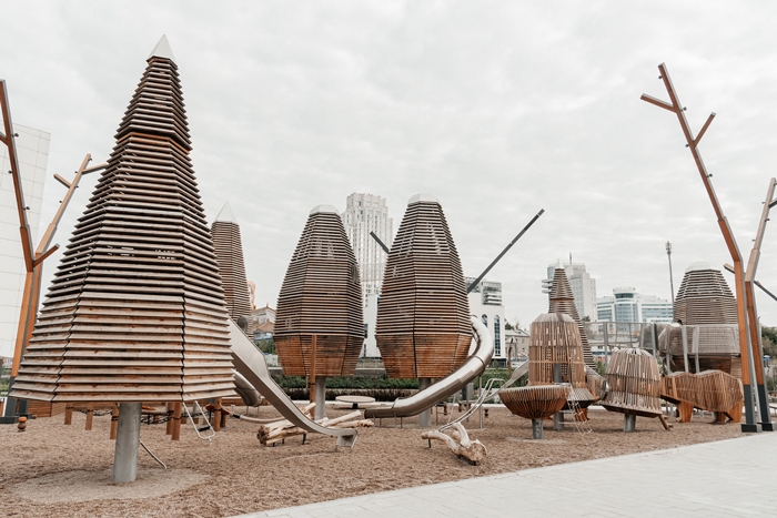 Asia Has Come to Recognize 'Form' as Life