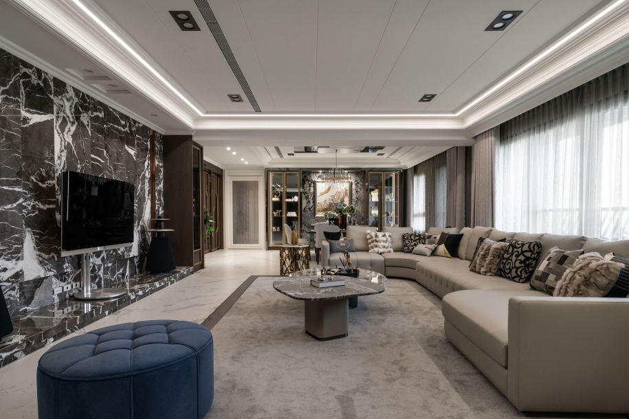 The Grandeur of Nobility